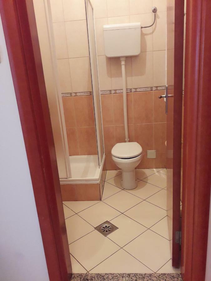 Apartman Dunja Ns 2 Новий Сад Екстер'єр фото