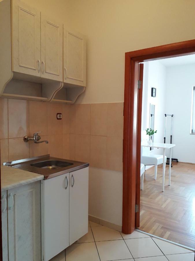 Apartman Dunja Ns 2 Новий Сад Екстер'єр фото